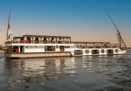 Tamr Henna Nile Cruise